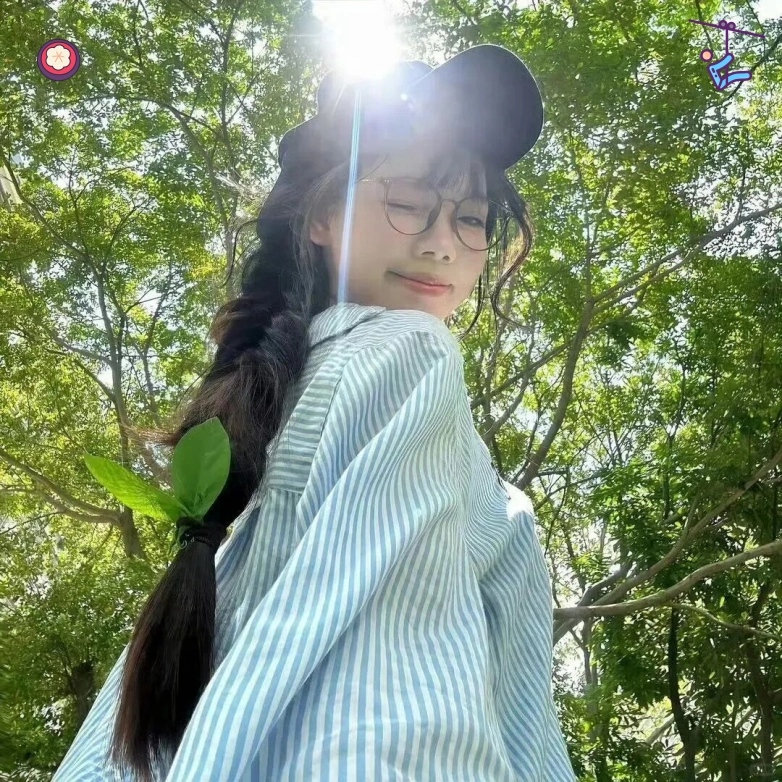 何女士